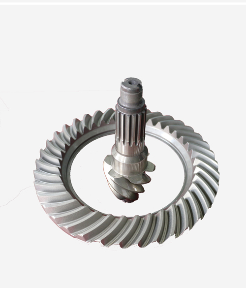Driven and driven spiral bevel gears 主从动螺旋锥齿轮